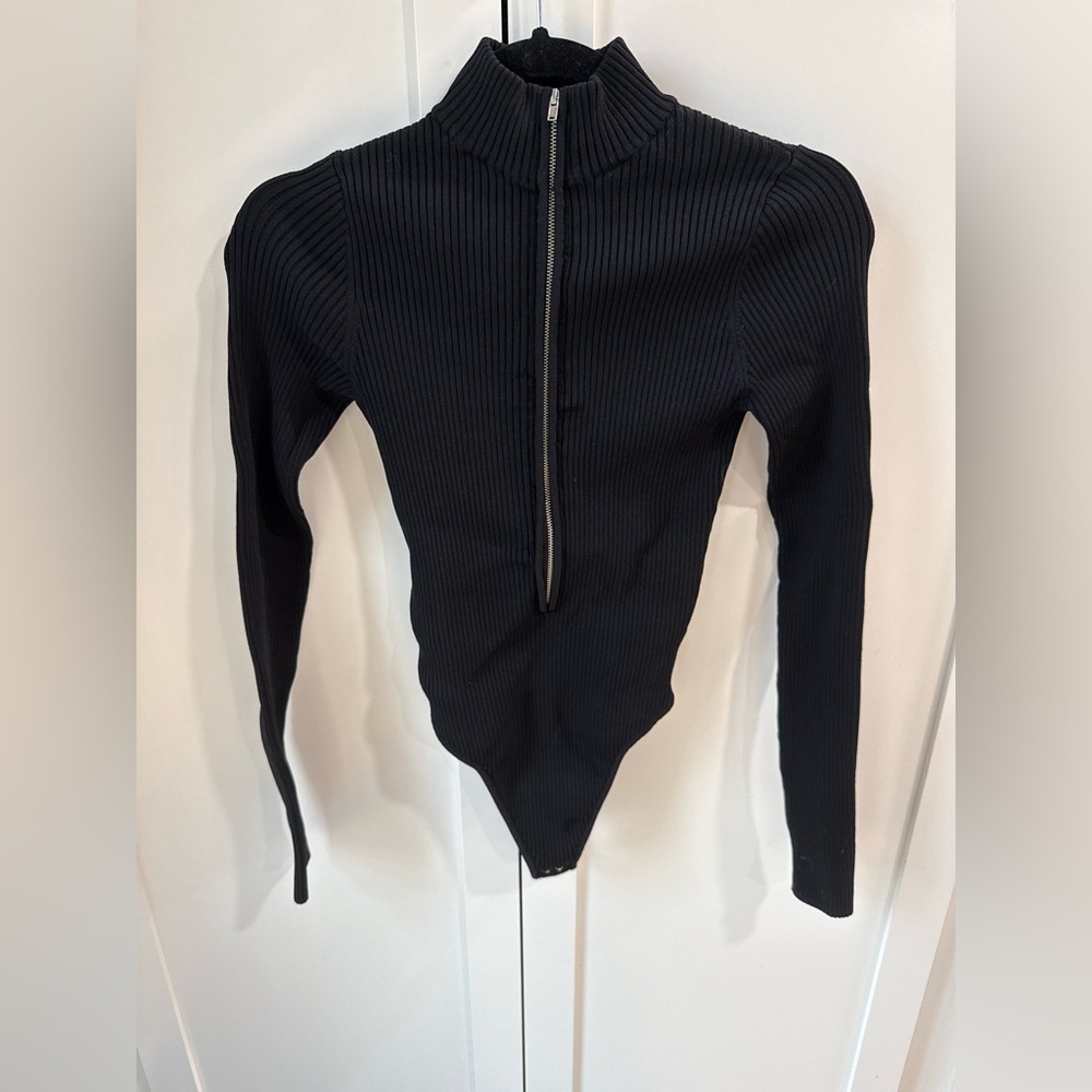 Good American Virgo Long Sleeve Ribbed Thong Bodysuit Black XS - Picture 2 of 9